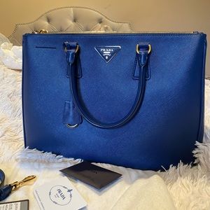 Authentic Prada Large Saffiano Double Zipper Tote